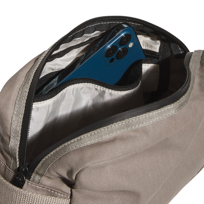 Go-To First Tee Pouch - Putty Beige